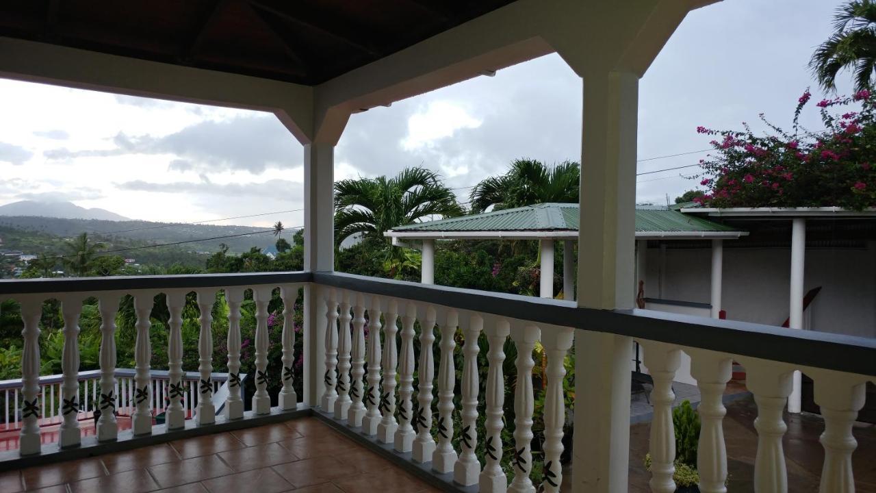 Classique International In Dominica Marigot Bagian luar foto